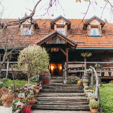 Gresna Pilnica Hotel Klenovnik Eksteriør billede