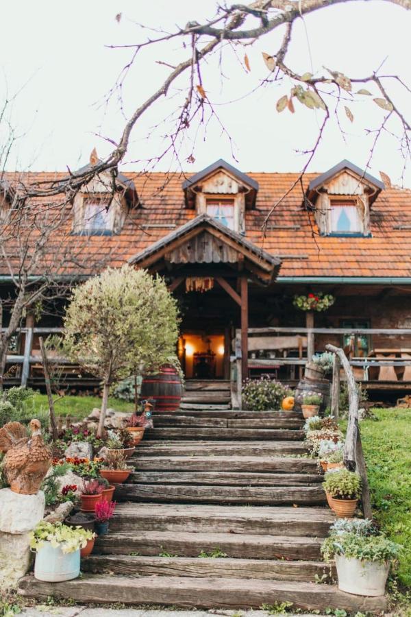 Gresna Pilnica Hotel Klenovnik Eksteriør billede